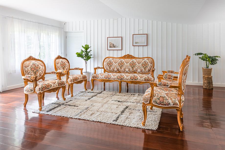 ชุดโซฟาหลุยส์