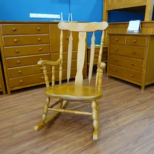 เก้าอี้โยกไม้สักรุ่น UDOM