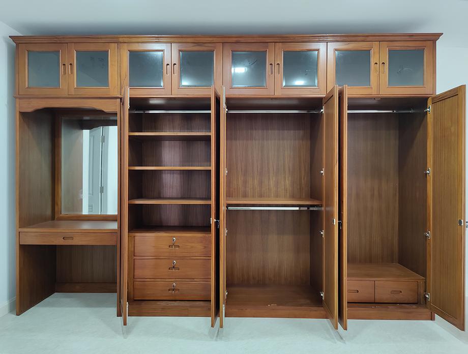 ตู้เสื้อผ้า